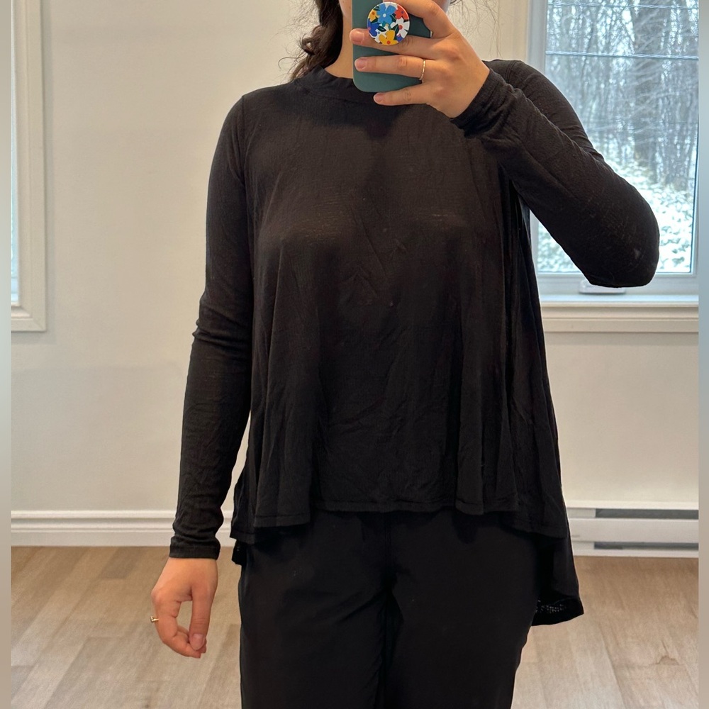 Lululemon Athletica Black Asymmetrical Long Sleeve Tunic